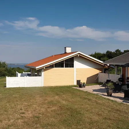 5 Person In * Aabenraa